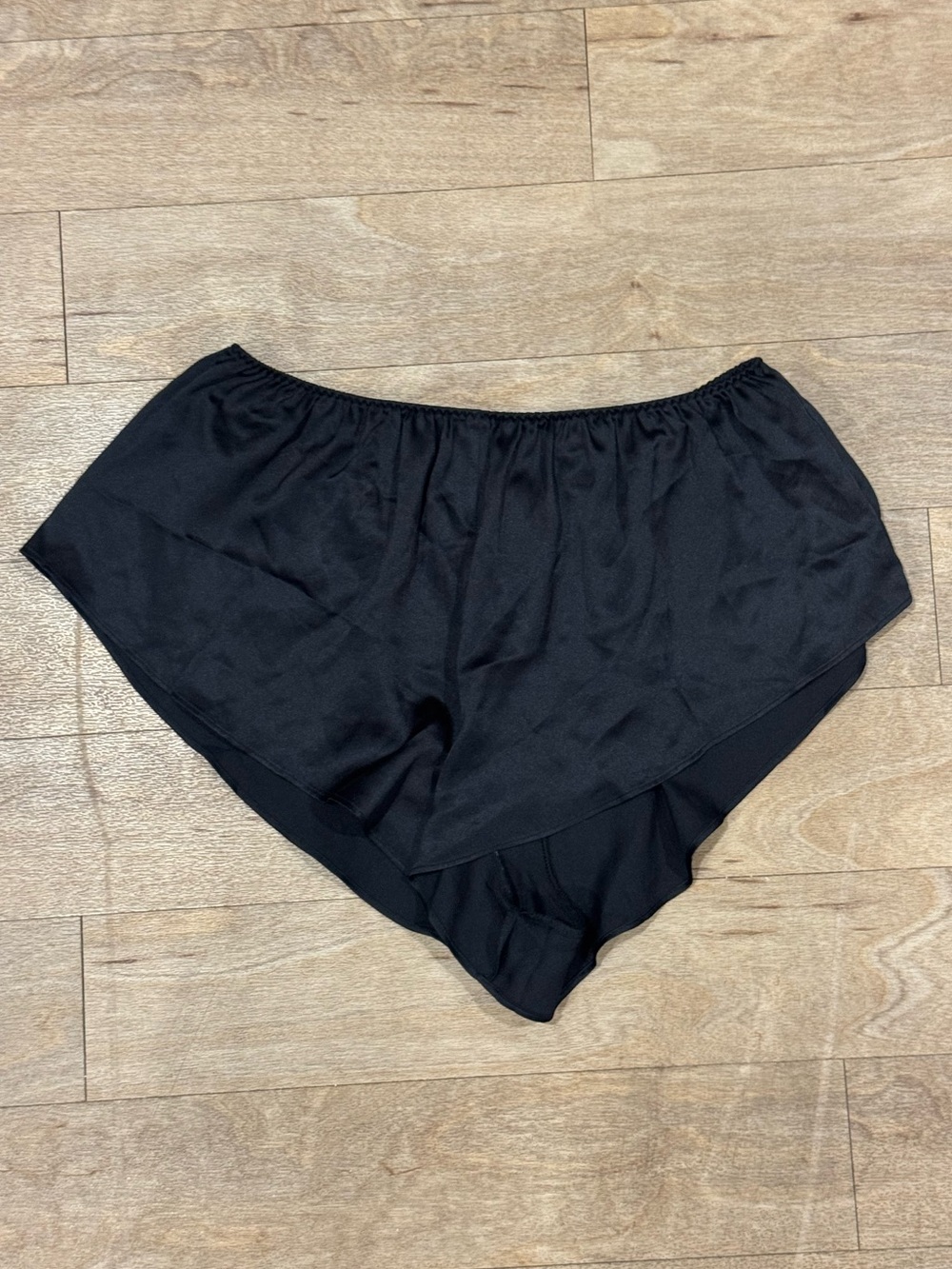NWT Victoria Secret Black Silk Micro Shorts Size Small